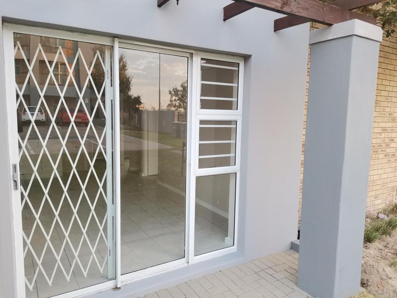 2 Bedroom Property for Sale in Viking Village Western Cape
